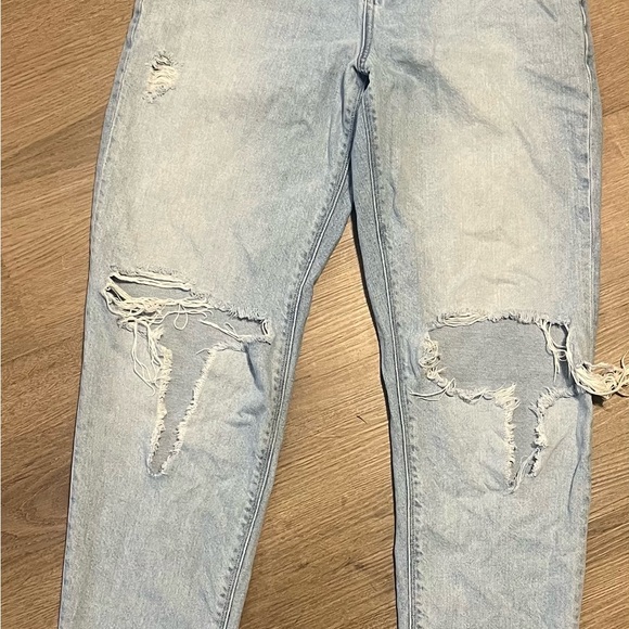 American Eagle Outfitters Denim - American Eagle Outfitters Light Blue Denim Jeans